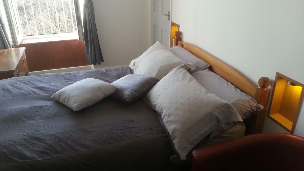 Apartment Chic บาร์มัธ ภายนอก รูปภาพ